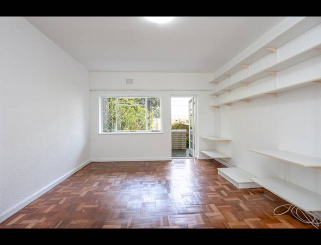 2 BEDROOM APARTMENT FOR SALE IN KENILWORTH